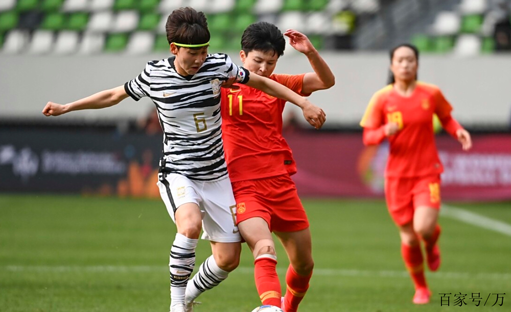 韩国女足击败对手，赢得掌声